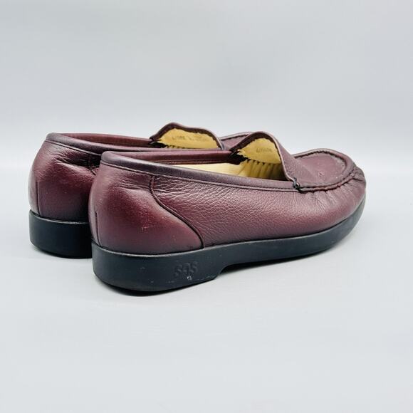 SAS Shoes Womens 6.5 WW Burgundy Leather Tripad Comfort Loafers Slip On Moc Toe - Picture 7 of 11